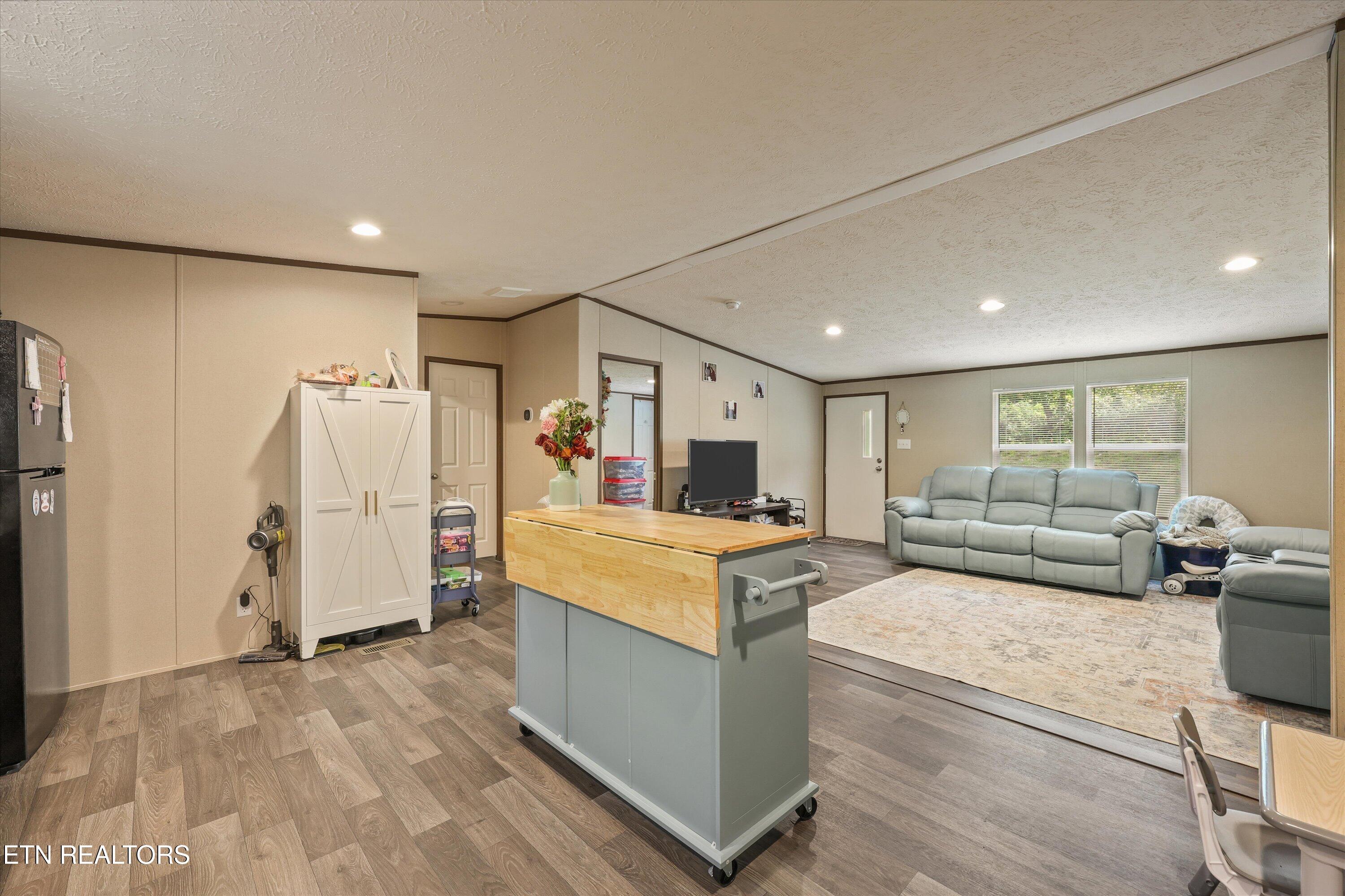 1487 Shields Ferry Road Morristown, TN 37814 - Photo 9 of 25 10-1487 Shields Ferry Rd14