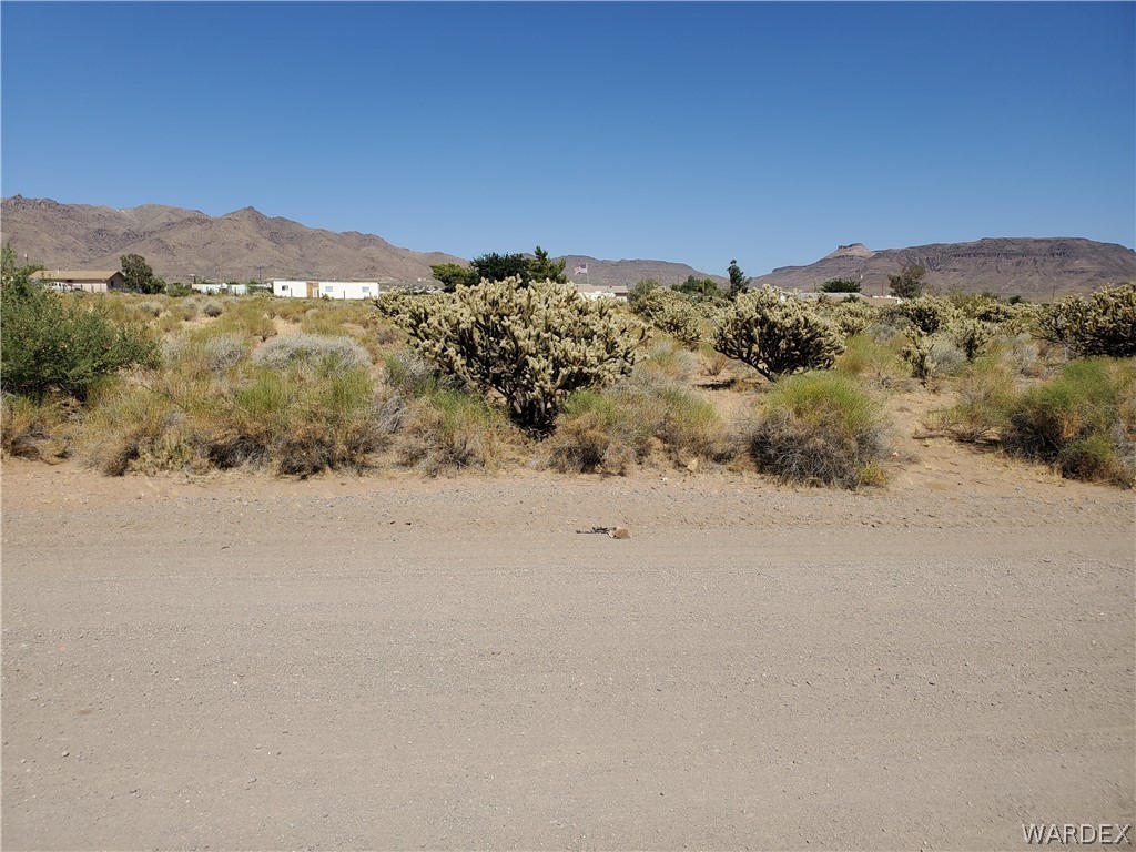3453 Horn Road Golden Valley, AZ 86413 - Photo 2 of 3