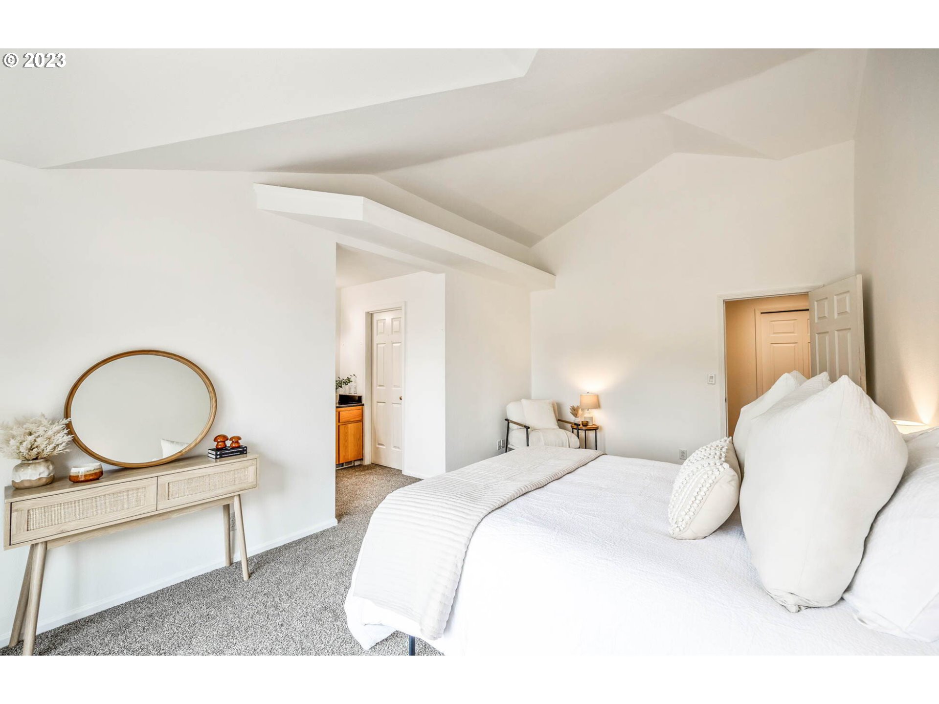 789 South 69th Street Springfield, OR 97478 - Photo 12 of 46 a bedroom with a bed and a dresser