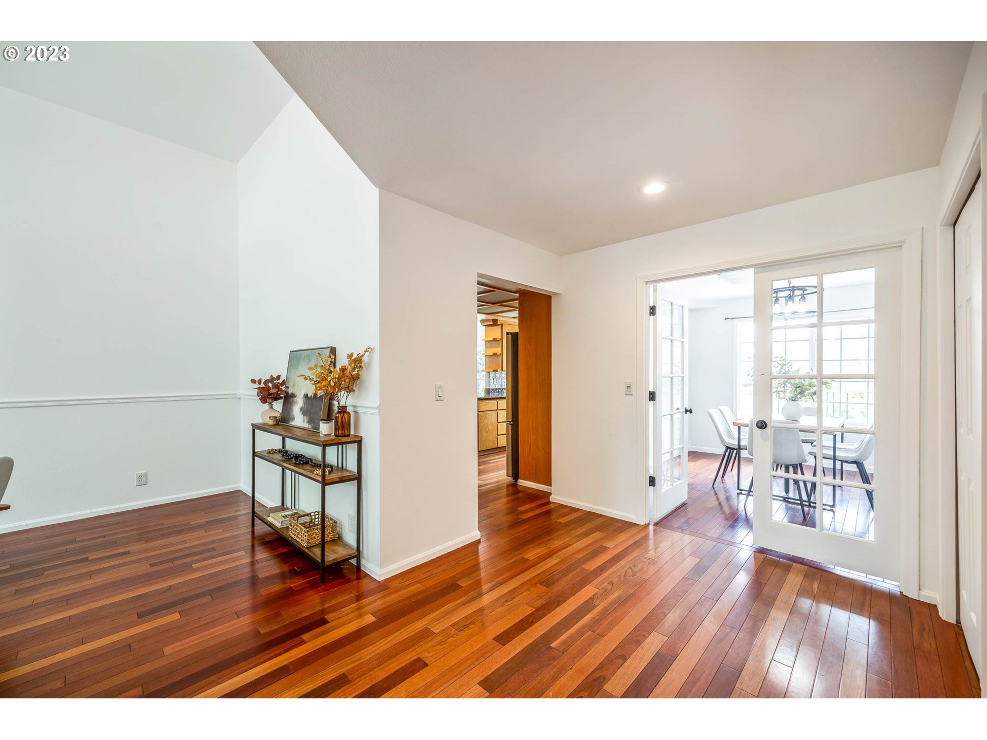 789 South 69th Street Springfield, OR 97478 - Photo 7 of 46 wooden floor in an empty room with a window