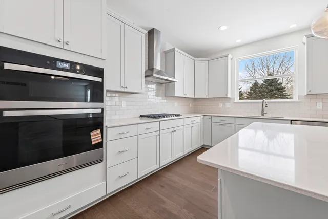 $834,900 | 28510 Coyote Court, New Hudson, MI 48165