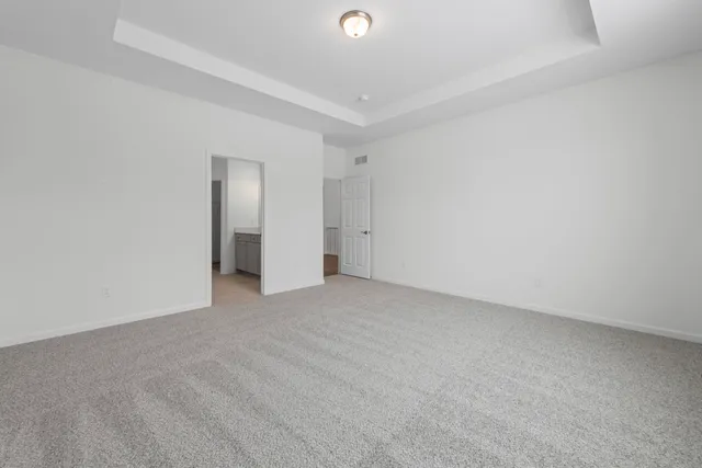 $834,900 | 28510 Coyote Court, New Hudson, MI 48165