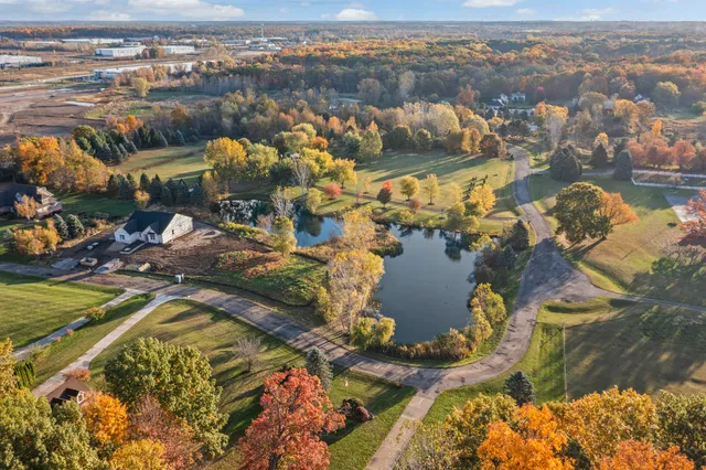 $834,900 | 28510 Coyote Court, New Hudson, MI 48165