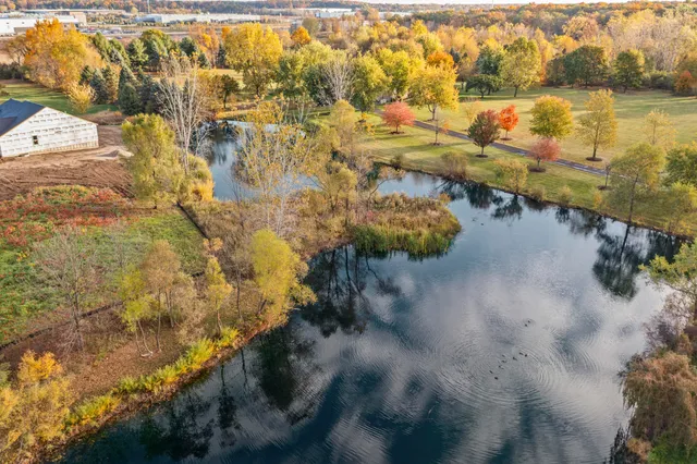 $834,900 | 28510 Coyote Court, New Hudson, MI 48165