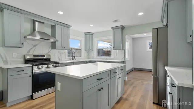 $650,000 | 514 Longwood Avenue, Bound Brook, NJ 08805