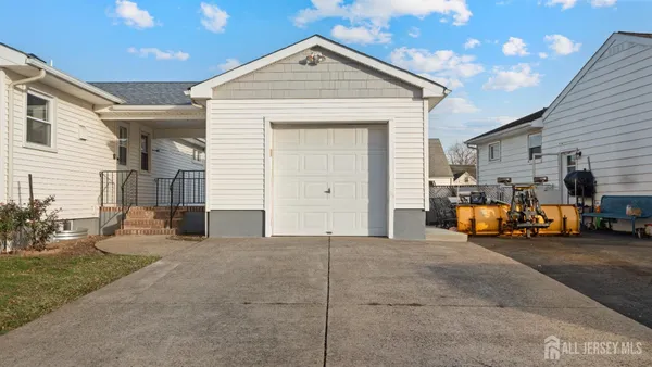 $650,000 | 514 Longwood Avenue, Bound Brook, NJ 08805
