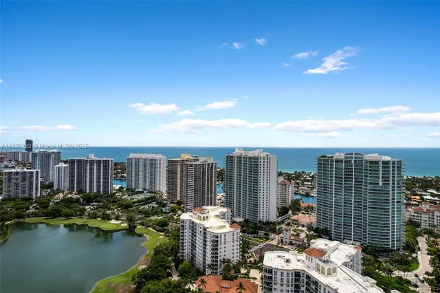 $675,000 | 20000 East Country Club Drive, Unit TS02, Aventura, FL 33180