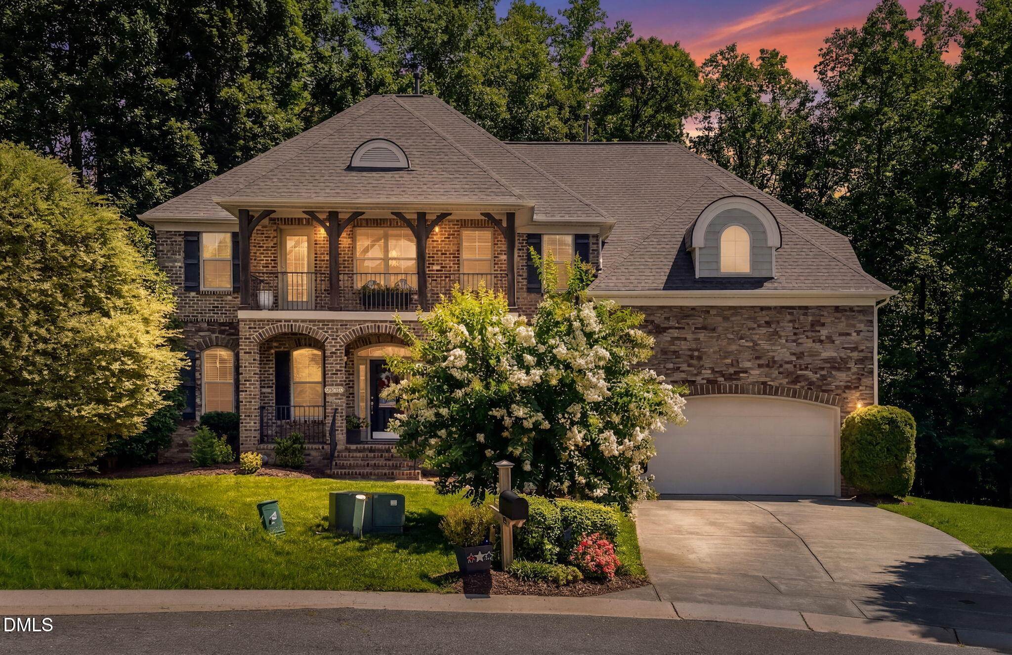 3-web-or-mls-DSC08103twilight