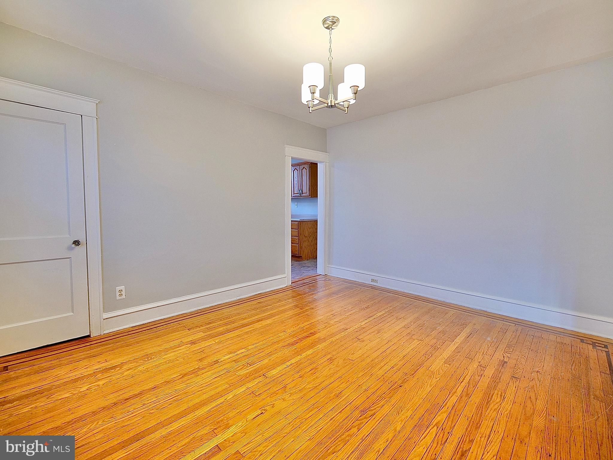 4023 Dayton Road Drexel Hill, PA 19026 - Photo 14 of 40
