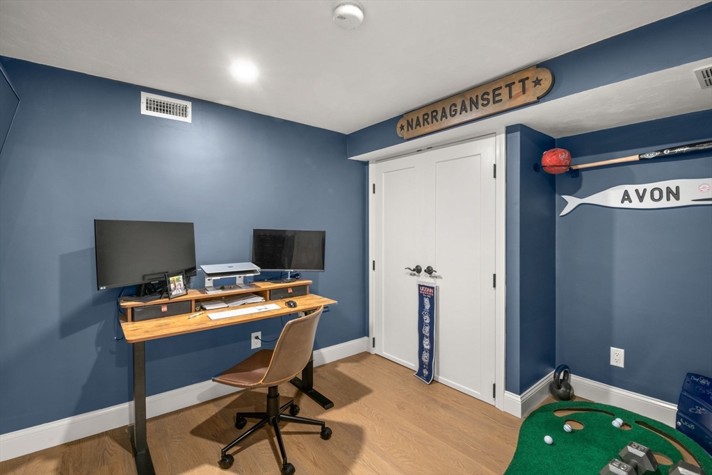 555 Bay Road Sharon, MA 02067 - Photo 25 of 38 Gallery Image 25