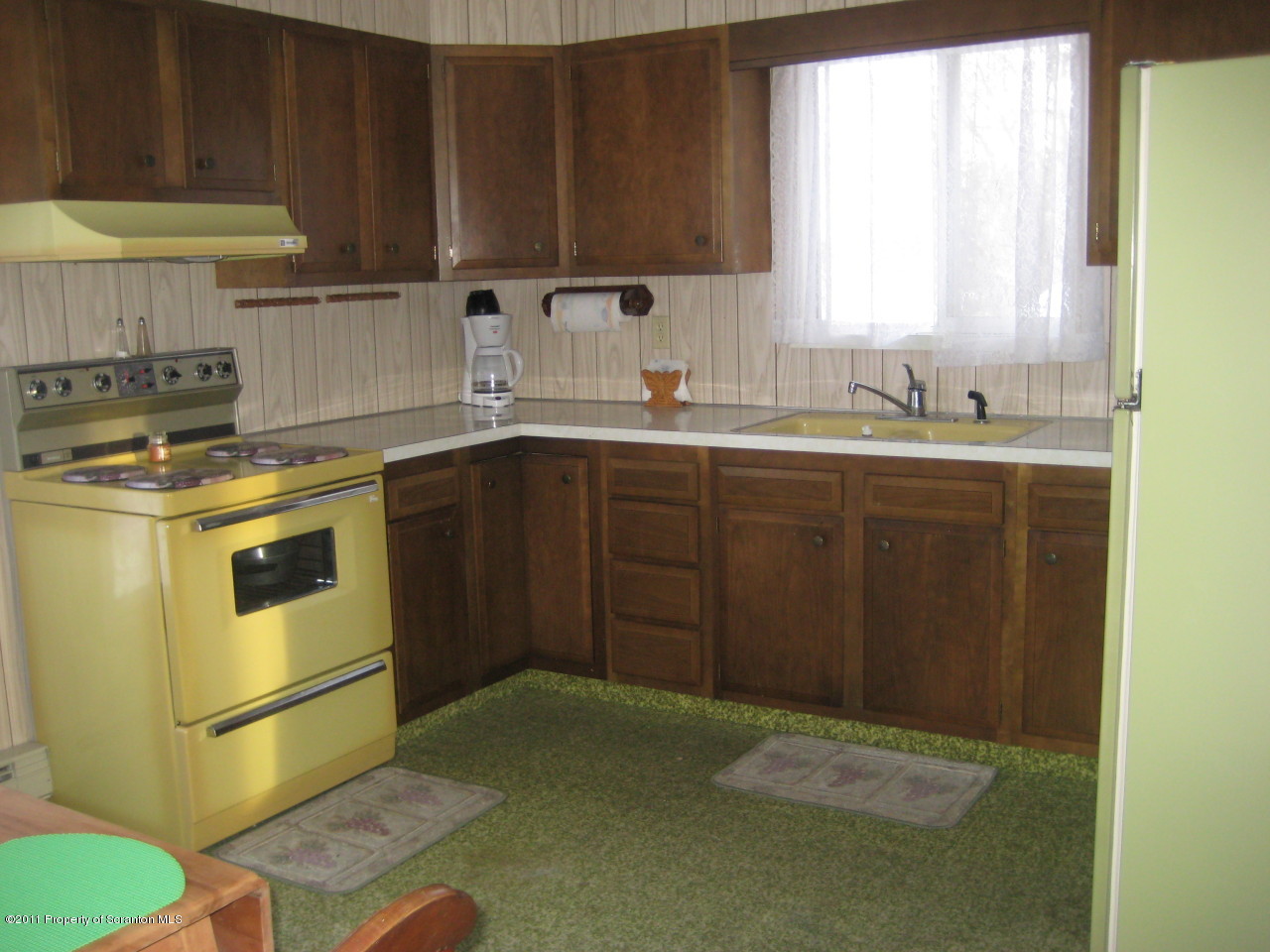 9 Irish Hill Road Montrose, PA 18801 - Photo 4 of 7 Gallery Image 4