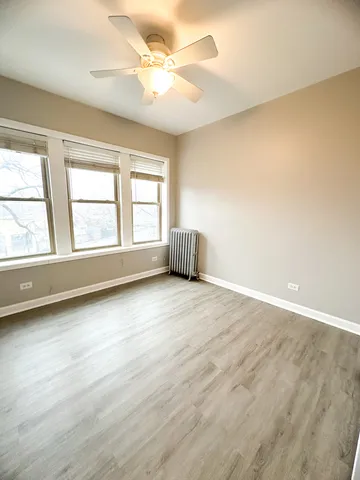 $1,800 | 7233 North Damen Avenue, Unit 2, Chicago, IL 60645