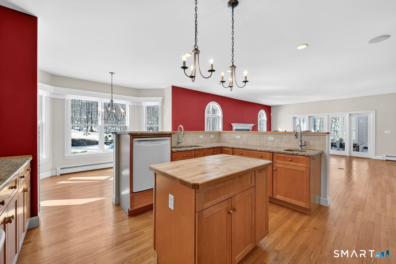 64 Summerwood Ridge Tolland, CT 06084 - Photo 17 of 40