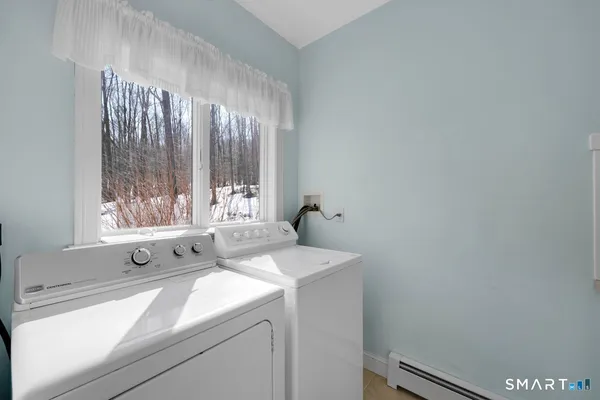 $769,500 | 64 Summerwood Ridge, Tolland, CT 06084