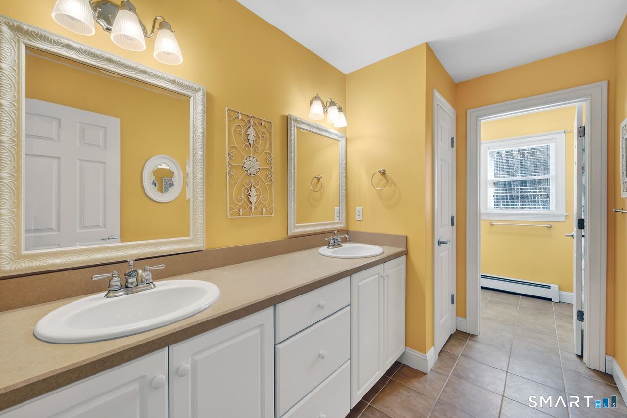 64 Summerwood Ridge Tolland, CT 06084 - Photo 29 of 40