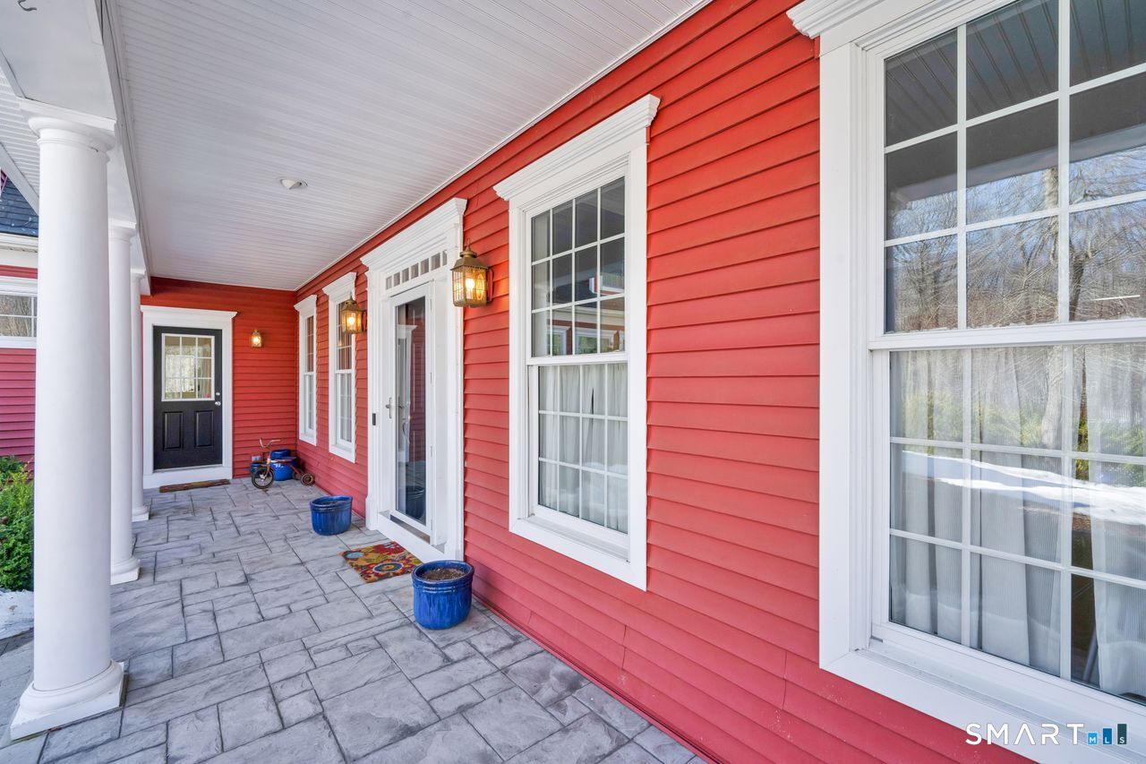 64 Summerwood Ridge Tolland, CT 06084 - Photo 3 of 40