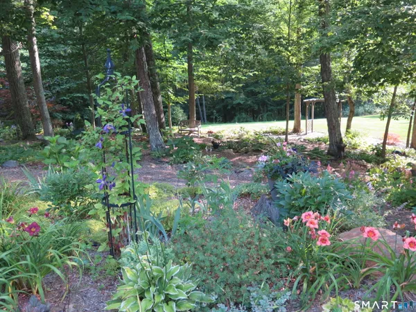 $769,500 | 64 Summerwood Ridge, Tolland, CT 06084