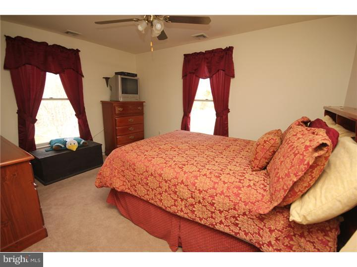 46 Allens Road Hightstown, NJ 08520 - Photo 12 of 18