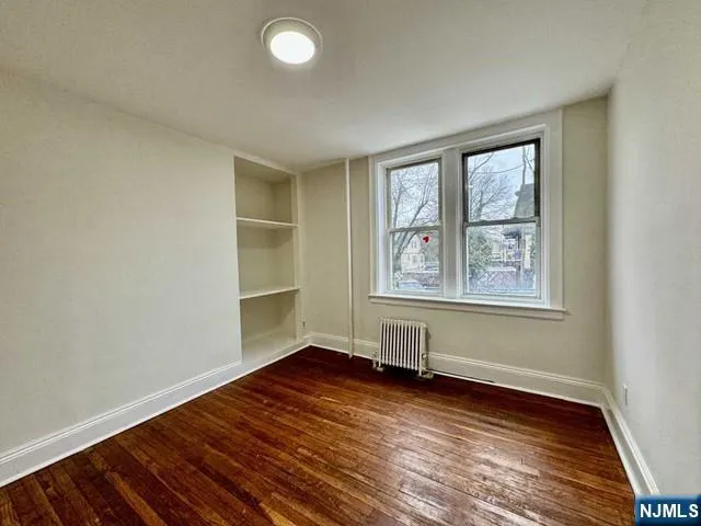 $1,725 | 197 Lafayette Place, Unit A3, Englewood, NJ 07631