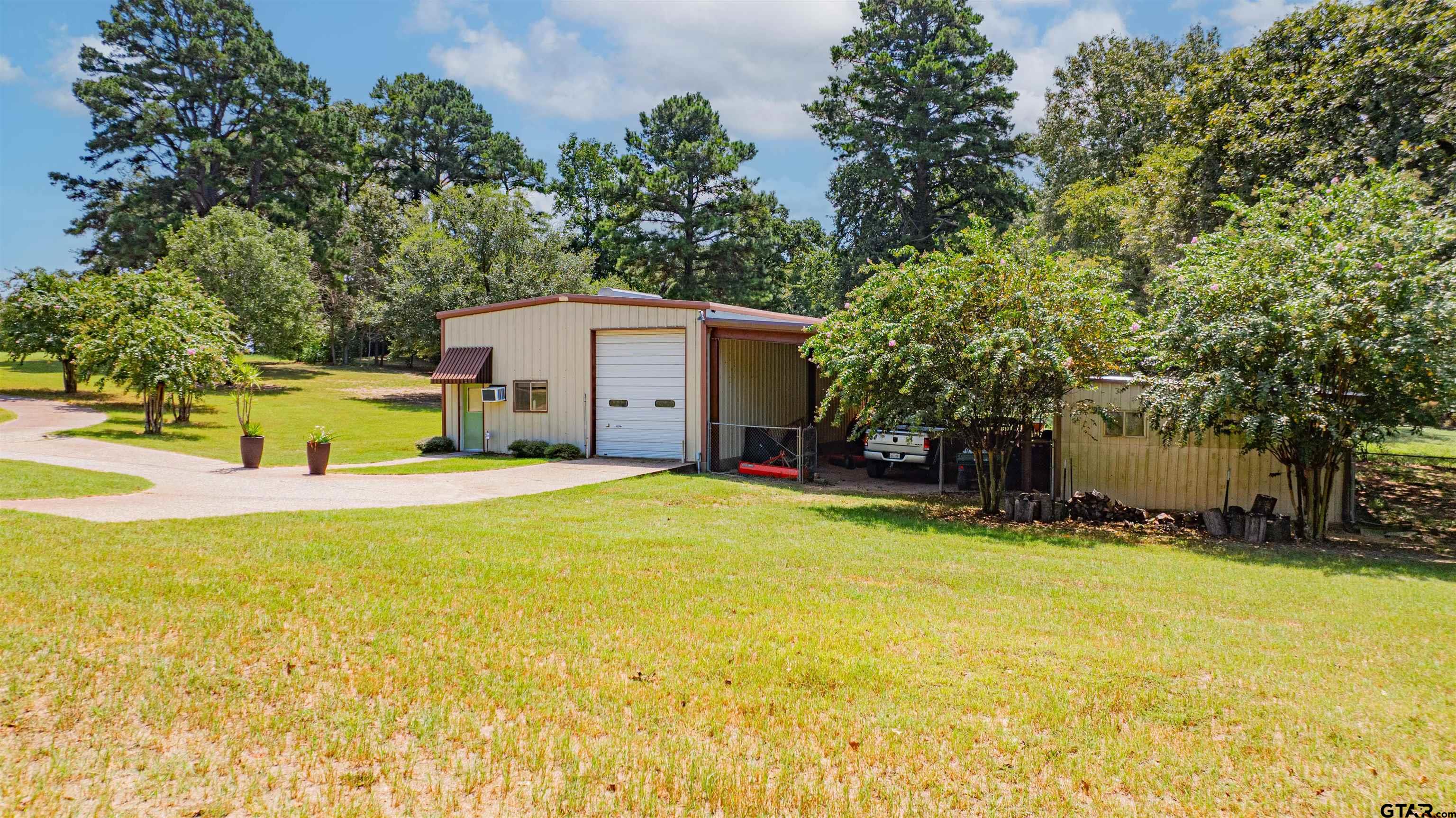 15698 North Peninsula Road Whitehouse, TX 75791 - Photo 11 of 44