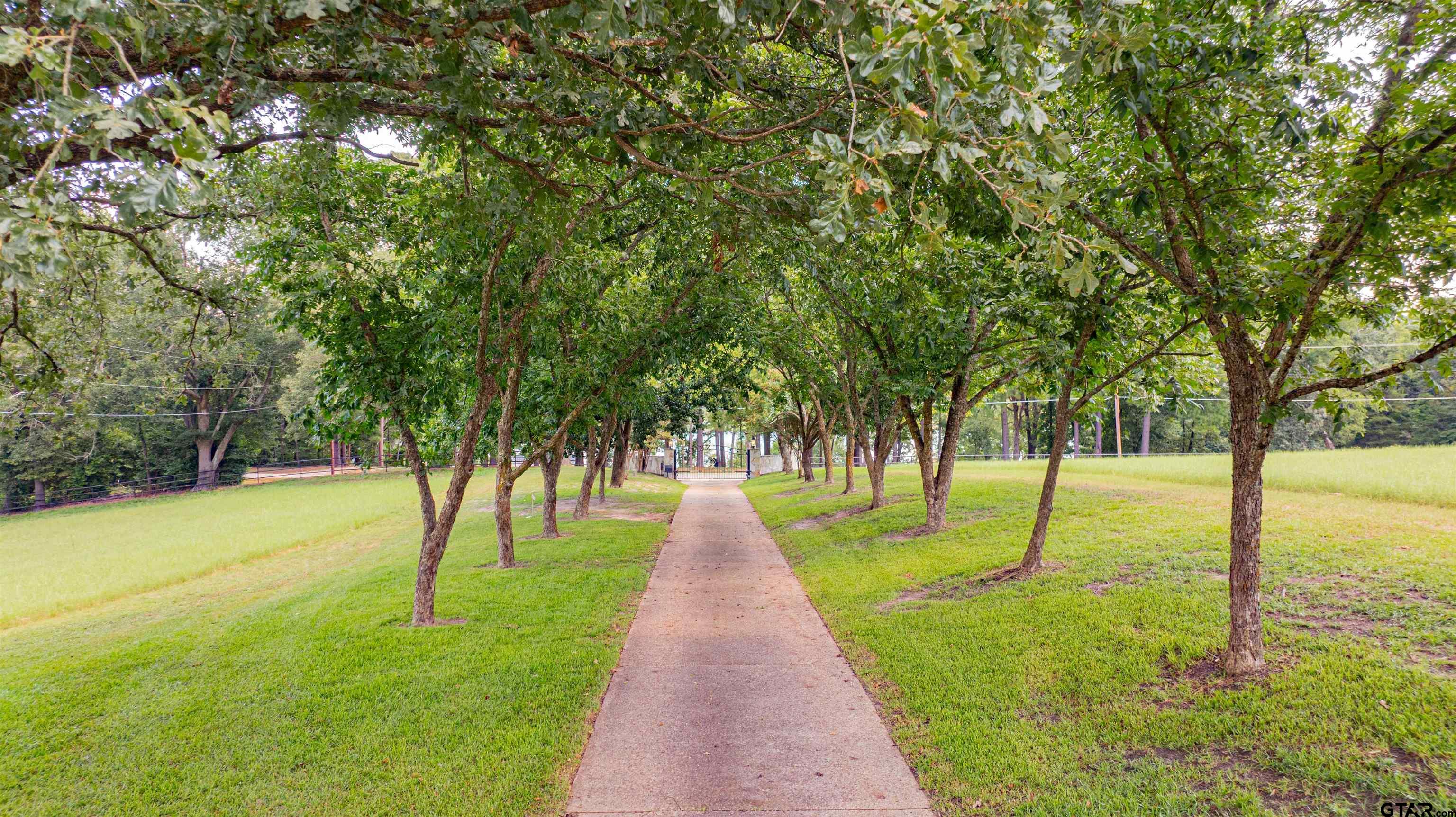 15698 North Peninsula Road Whitehouse, TX 75791 - Photo 7 of 44