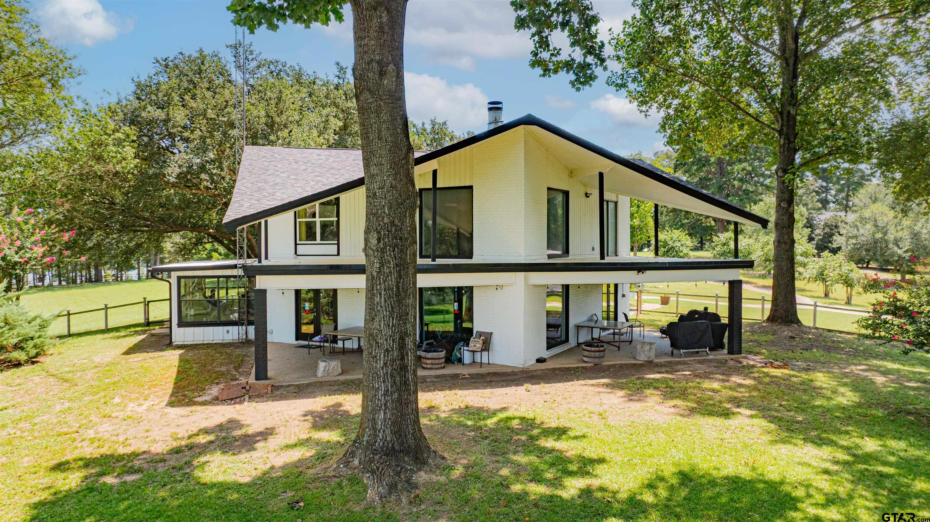 15698 North Peninsula Road Whitehouse, TX 75791 - Photo 8 of 44