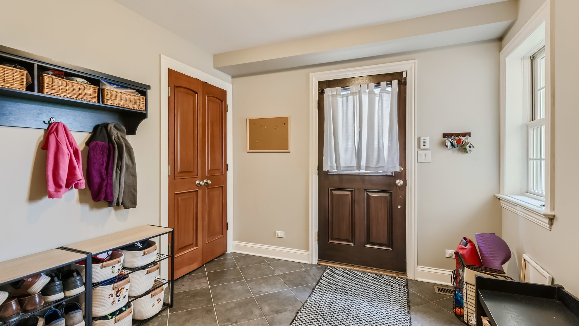 820 Hansen Place Park Ridge, IL 60068 - Photo 17 of 38 a view of walk in closet with clothes and shoes