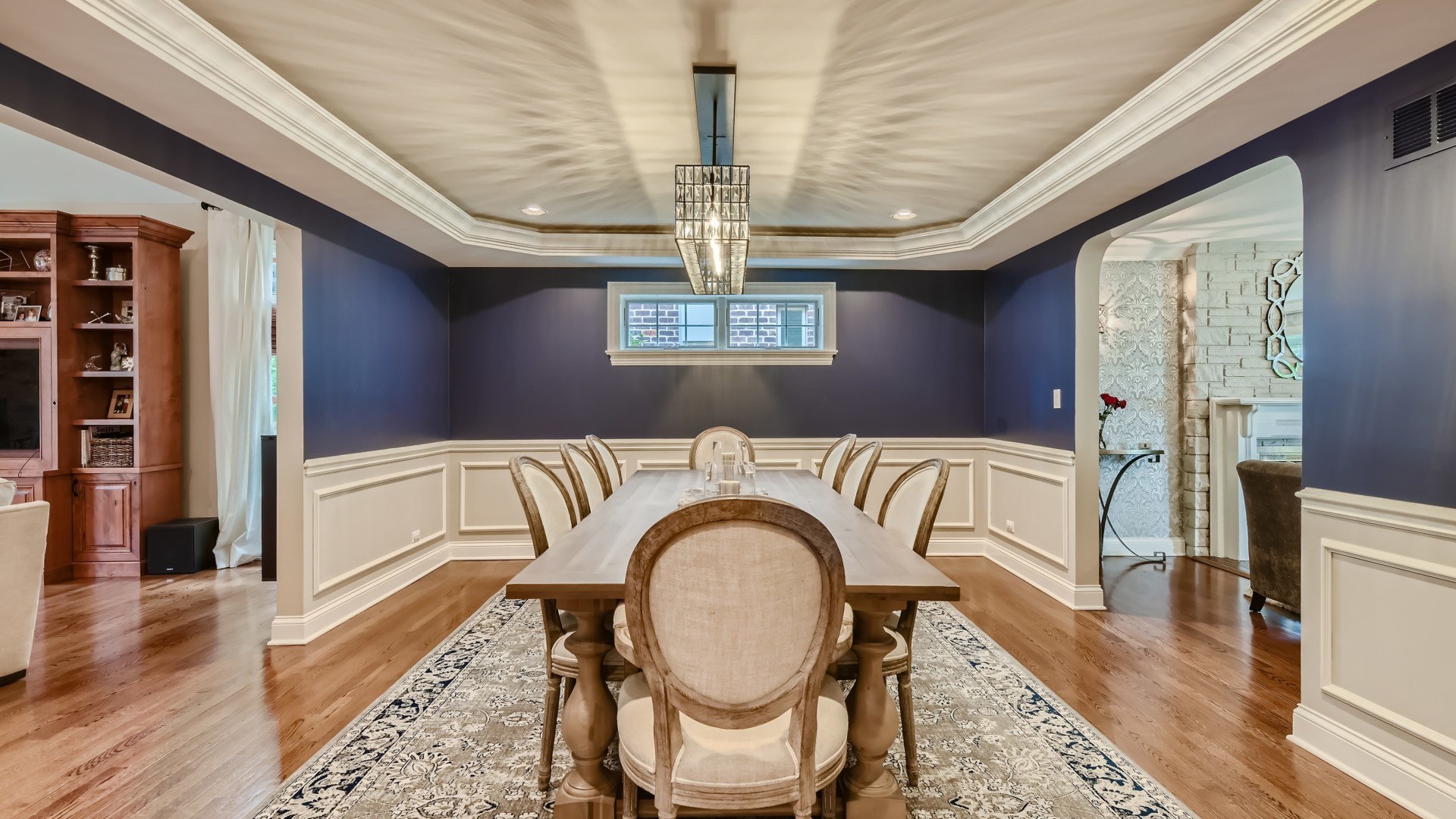 820 Hansen Place Park Ridge, IL 60068 - Photo 6 of 38 a view of entryway with wooden floor