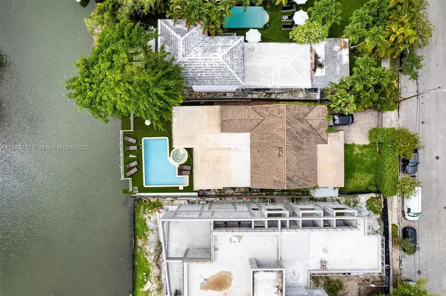 $9,900 | 7701 Northeast 8th Avenue, Miami, FL 33138