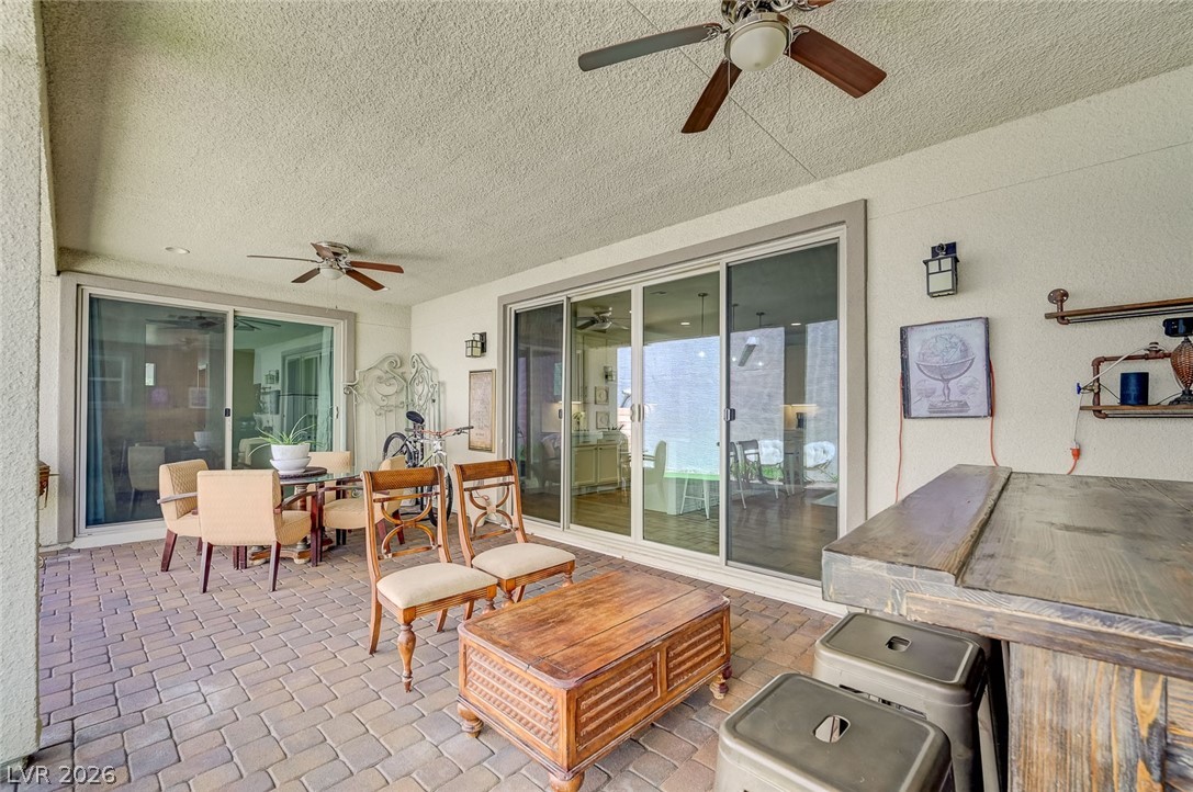 1000 East Sunset Road Henderson, NV 89011 - Photo 32 of 58 Covered patio/yard