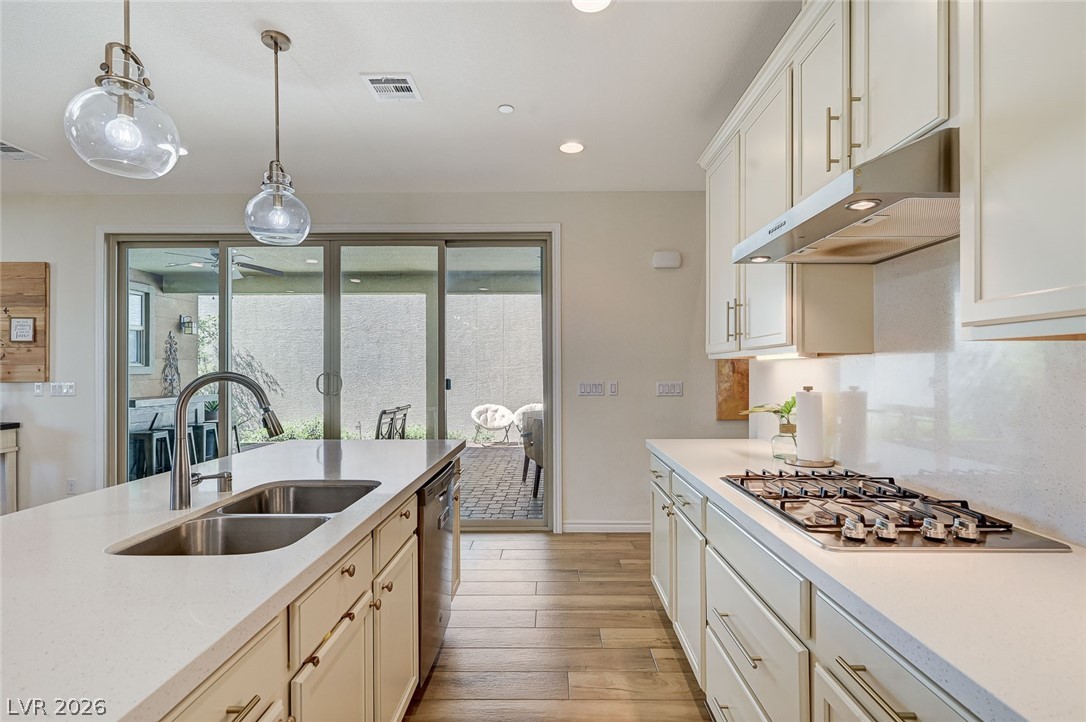 1000 East Sunset Road Henderson, NV 89011 - Photo 6 of 58 Gallery Image 6