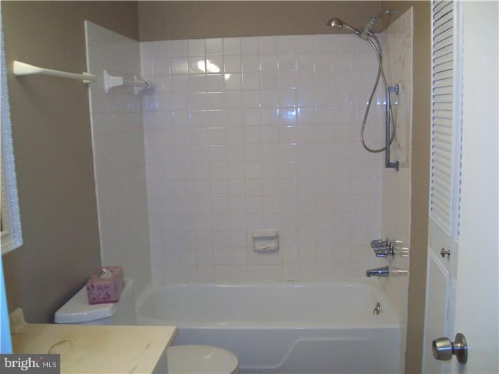 2912 State Hill Road, Unit B10 Reading, PA 19610 - Photo 11 of 17 Gallery Image 11