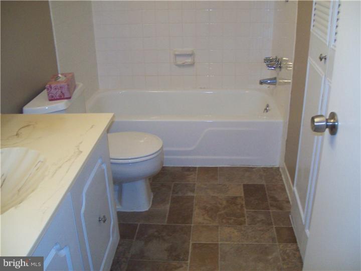 2912 State Hill Road, Unit B10 Reading, PA 19610 - Photo 10 of 17 Gallery Image 10