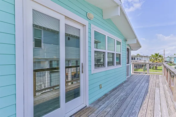 $2,000 | 3806 Concho Key, Galveston, TX 77554