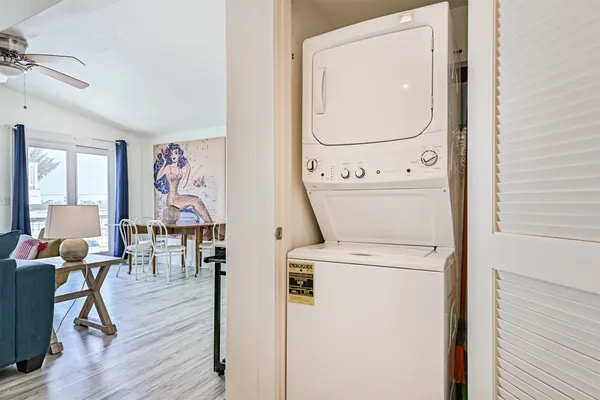 $2,000 | 3806 Concho Key, Galveston, TX 77554