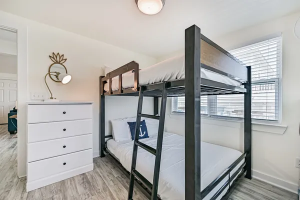 $2,000 | 3806 Concho Key, Galveston, TX 77554