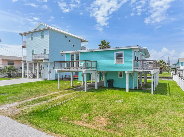 $2,000 | 3806 Concho Key, Galveston, TX 77554