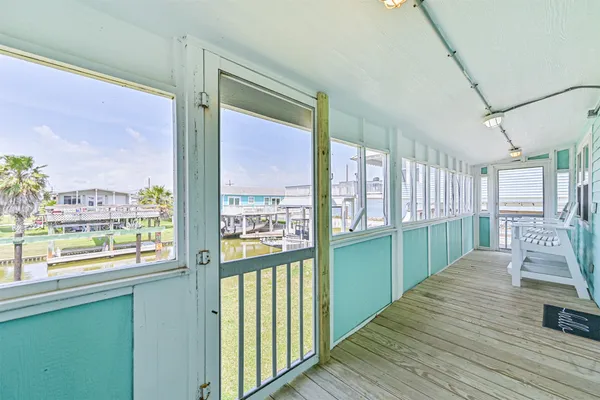 $2,000 | 3806 Concho Key, Galveston, TX 77554