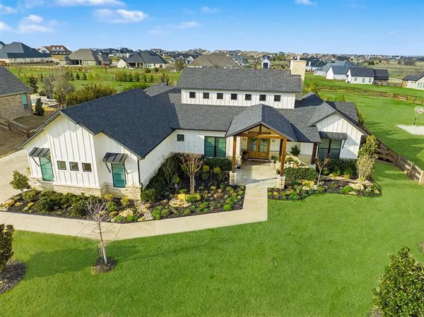 $1,100,000 | 3300 Dovehill Drive, Northlake, TX 76247
