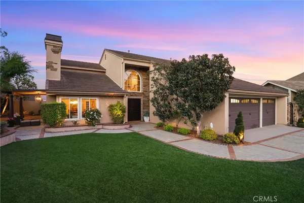 $2,695,000 | 17502 Tuscan Circle, Huntington Beach, CA 92649