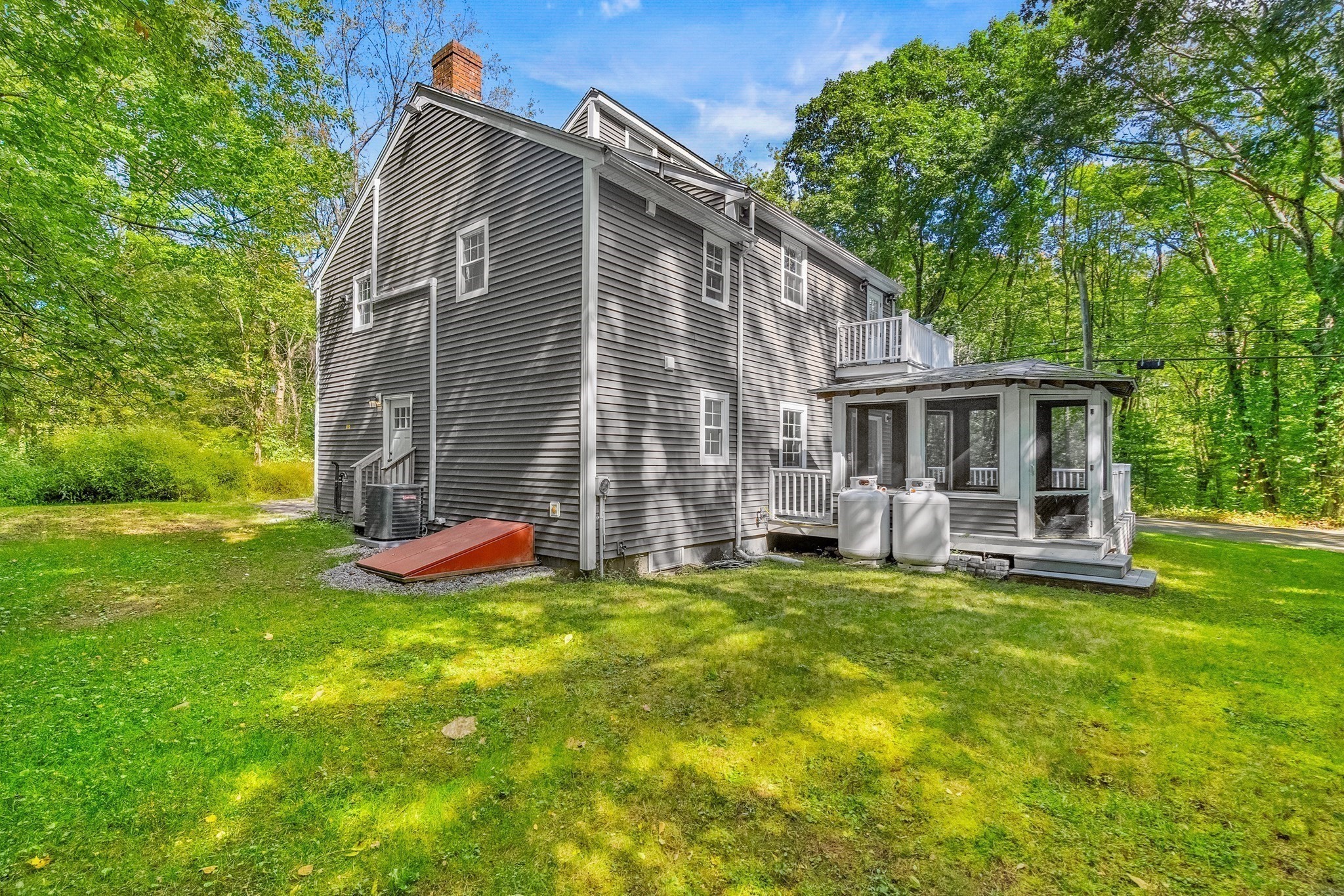 198 Uxbridge Road Sutton, MA 01590 - Photo 22 of 29 Gallery Image 22