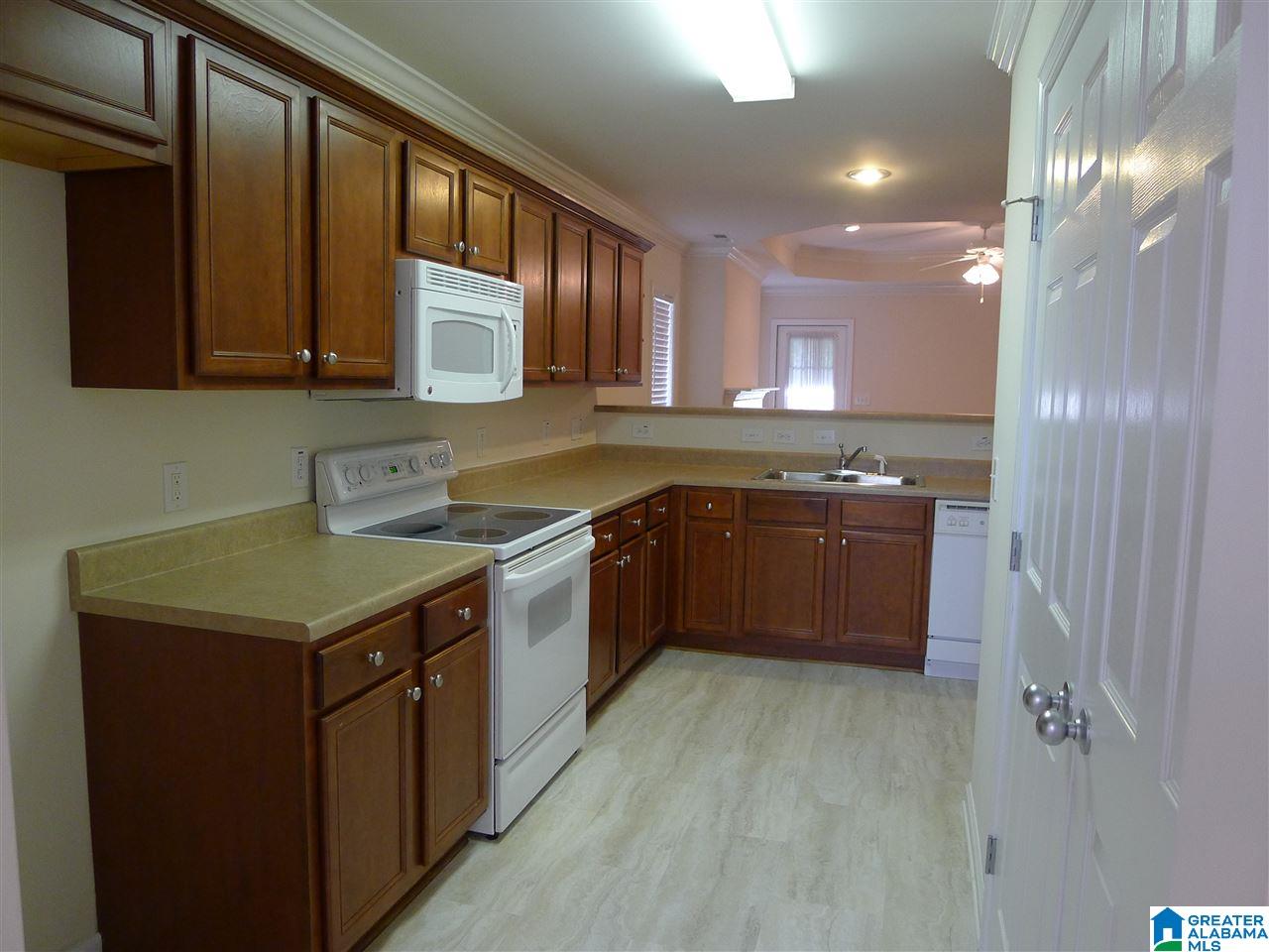 185 Springdale Road Mount Olive, AL 35117 - Photo 7 of 44