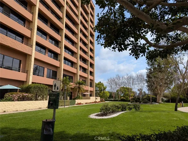 $99,999 | 24055 Paseo Del Lago, Unit 963, Laguna Woods, CA 92637