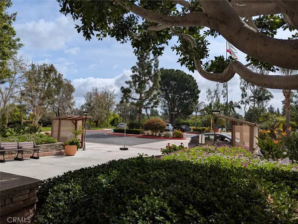 $99,999 | 24055 Paseo Del Lago, Unit 963, Laguna Woods, CA 92637