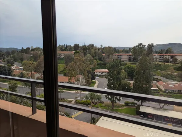 $95,999 | 24055 Paseo Del Lago, Unit 963, Laguna Woods, CA 92637