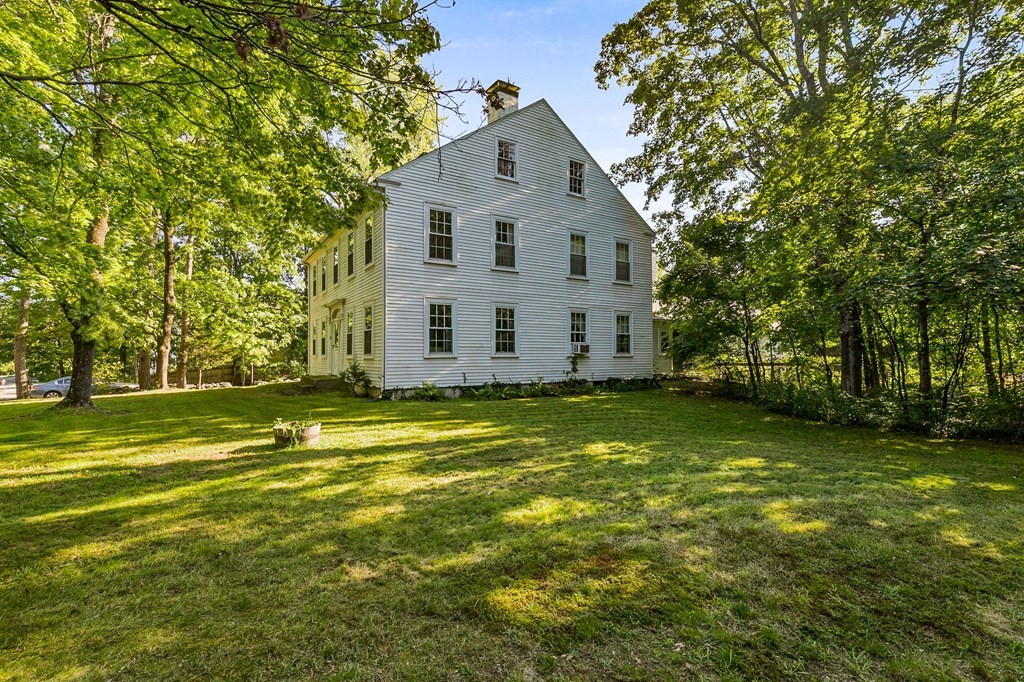 74 Harding Street Medfield, MA 02052 - Photo 3 of 40 Gallery Image 3