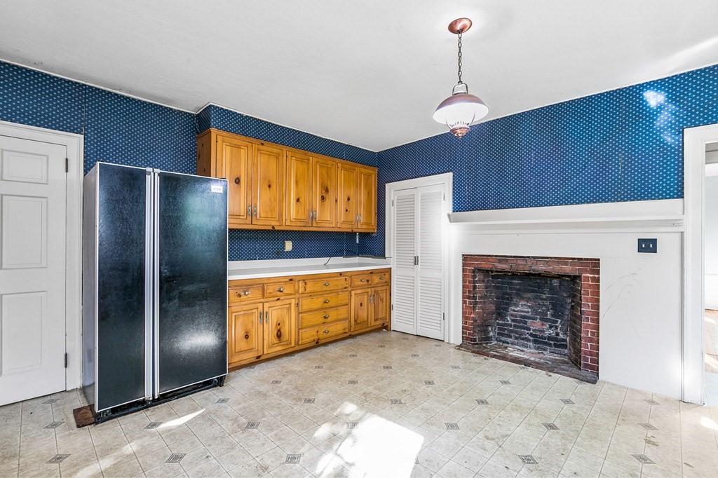 74 Harding Street Medfield, MA 02052 - Photo 36 of 40 Gallery Image 36