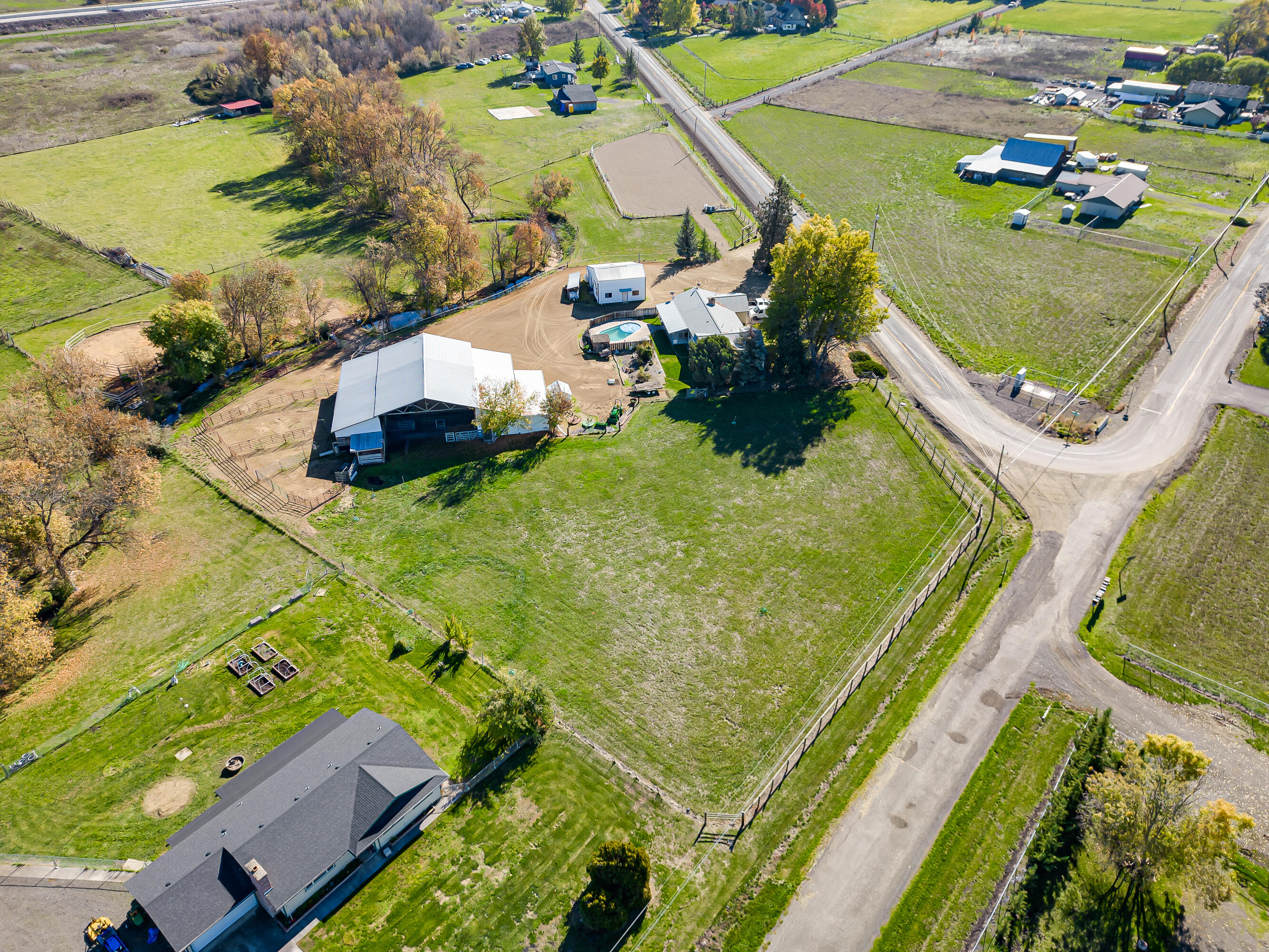 778 West Justice Road Central Point, OR 97502 - Photo 45 of 52 44
