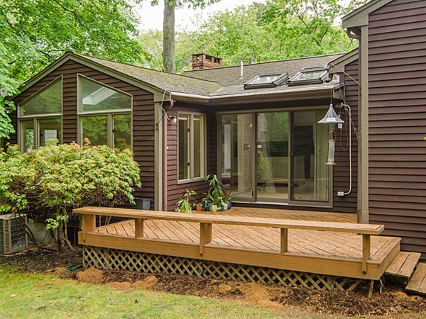 39 Longwell Road Newton, MA 02462 - Photo 2 of 18 Gallery Image 2