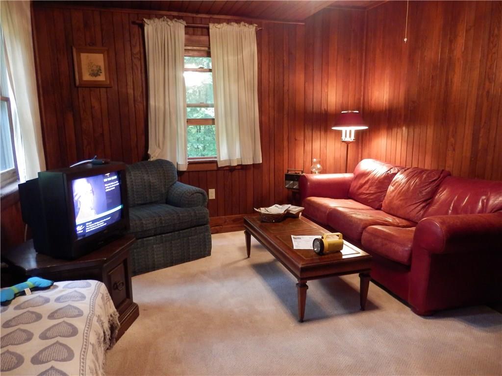 813 Trent Road Somerset, PA 15501 - Photo 4 of 12 Gallery Image 4